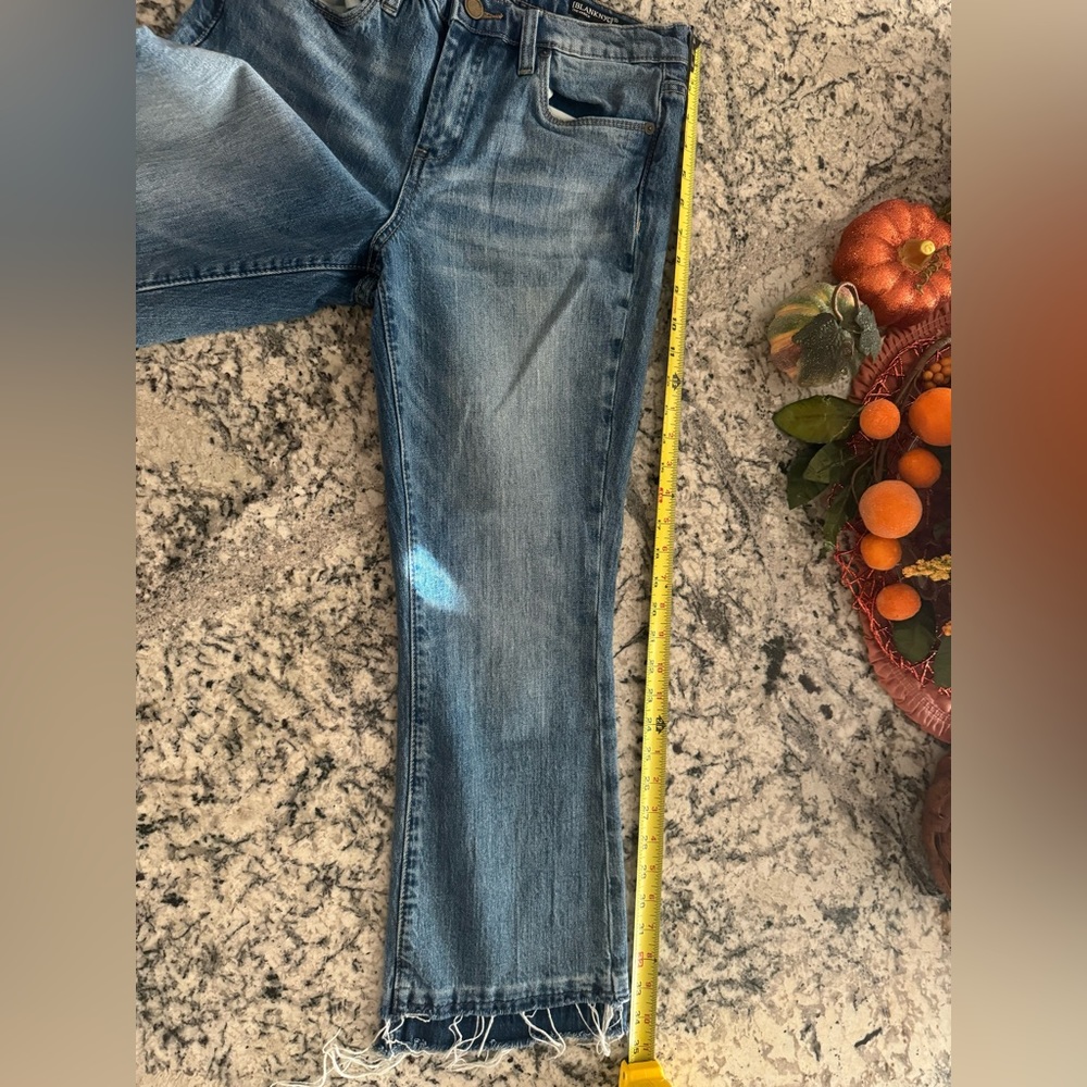 Blank NYC Womens 28 x25 The Varick Kick Flare Denim Medium Wash Blue Jeans 569™ - Picture 12 of 16